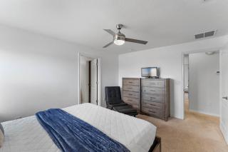 5 Bedrooms- 4 Bathrooms - Storey Lake 4819 Ct - Kissimmee - 3