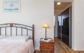 Beautiful Home In Liznjan With Kitchen - Ližnjan - 3