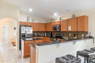 5 Bedrooms 3 Bathrooms Veranda Palms 4458 Np - 8