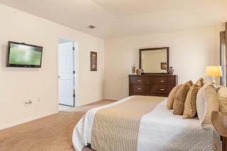 5 Bedrooms 3 Bathrooms Veranda Palms 4458 Np - 2