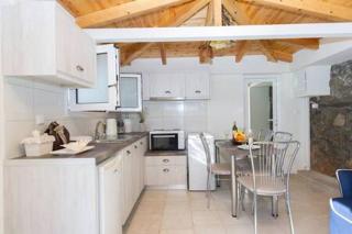 Villa Needa's - New Hope Poolside Studio - 2