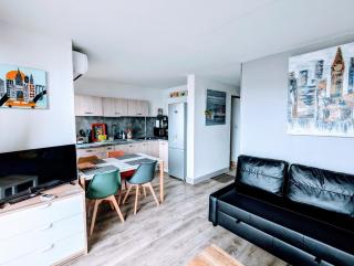 T2 climatisé vue sur mer, WIFI, piscine et parking - Sète - 8