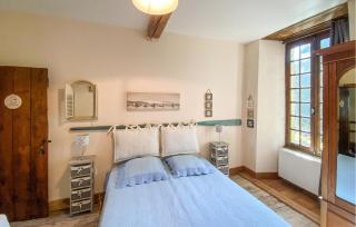 Lovely Home In Chiché - 1