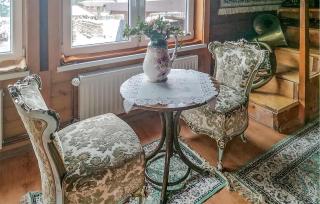 4 Bedroom Gorgeous Home In Kamianna - 9