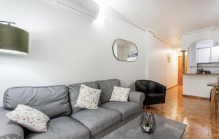 Awesome Apartment In Torrevieja - Torrevieja - 6