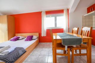 Apartments Rucmarin - Drage - 2
