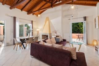 Eleonas Luxury Homes - Gardeládes - 2