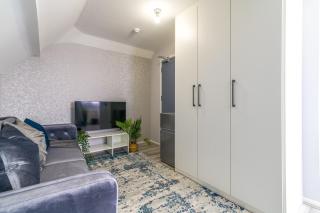 12 Elmwood - Harrow - 6
