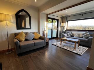 3 Bed Detached Cottage Log Burner Mountain Views - 3