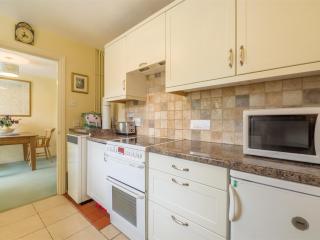 3 Bed in Thornham KT111 - Thornham - 4