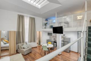 ATRHOME Essential Loft Canova - Roma - 1