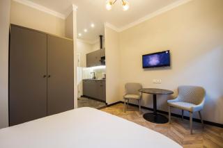 Self Check-in Apartments Maidan Area - Kyiv - 2