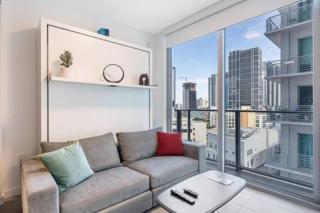 Explore Miami's Heat - Cozy Studio POOL & GYM - Miami - 4