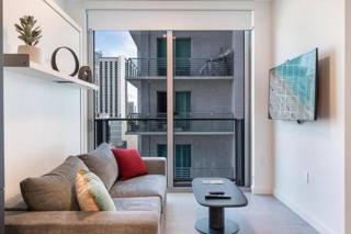 Explore Miami's Heat - Cozy Studio POOL & GYM - Miami - 5