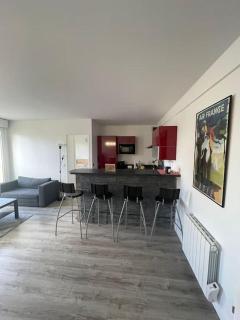 Cosy Apartment with Private Parking - Saulx-les-Chartreux - 4
