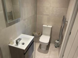 Lakeview Barn, sleeps 5-7 Guests new inside - 3