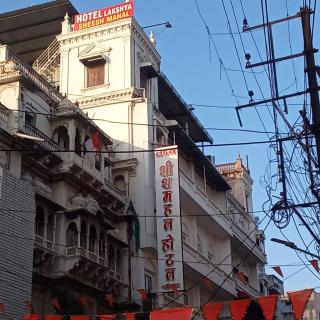 Hotel Lakshya Sheesh Mahal Indore - 0
