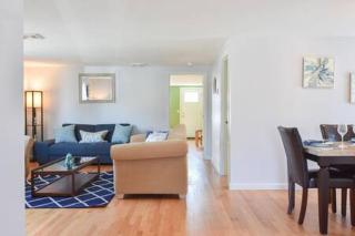 Mins to Nauset Beach & Walkable to Town - Orleans - 2