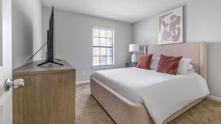 Landing Modern Apartment with Amazing Amenities (ID9675X21) - 1