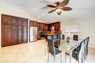Minutes To Beach & Casino Spacious 5BR Heated Pool - Dania Beach - 1