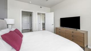 Landing Modern Apartment with Amazing Amenities (ID1263X620) - 2