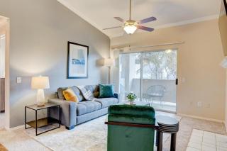 Landing Modern Apartment with Amazing Amenities (ID3764X0) - 0