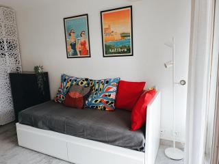 logement climatisé à Juan les Pins dans résidence avec piscine - Juan-les-Pins - 3