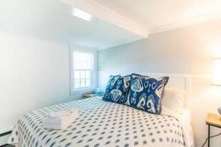 3 Min Walk to Beach Large Fenced Yard - 1