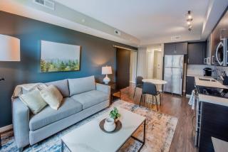 Landing Modern Apartment with Amazing Amenities (ID1957X30) - 0