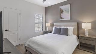 Landing Modern Apartment with Amazing Amenities (ID9845X19) - 4