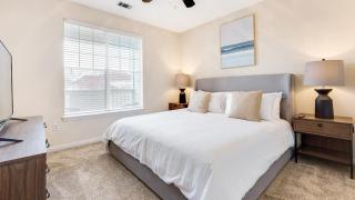 Landing Modern Apartment with Amazing Amenities (ID8999X86) - 4