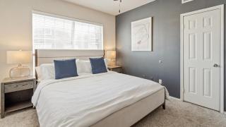 Landing Modern Apartment with Amazing Amenities (ID8229X54) - 1