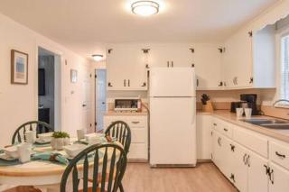 A C 3 Min Walk to Beach on Long Pond - Yarmouth - 2