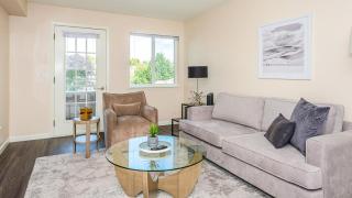 Landing Modern Apartment with Amazing Amenities (ID2489X70) - 2
