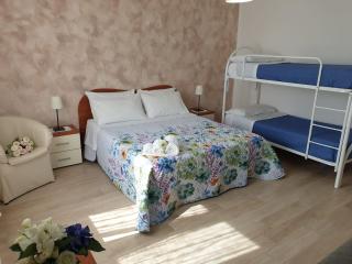 B&B Villa Rosa - SantʼAntonio Abate - 6