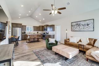 Lakeside Vacation Rental 4 Mi to Show Low Lake! - 7