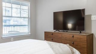 Landing Modern Apartment with Amazing Amenities (ID6320X56) - 0