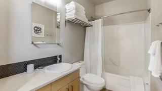 Landing Modern Apartment with Amazing Amenities (ID5083X43) - 9