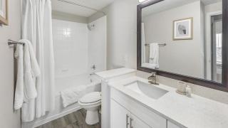 Landing Modern Apartment with Amazing Amenities (ID3320X94) - 1