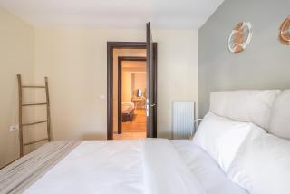 Artistic 2BR Maisonette: An Architectural Delight - Atene - 2
