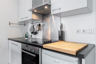 Vieux Lille - Large modern and functional studio - Lille - 2