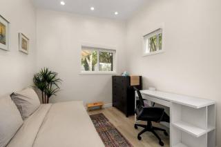 Charming Zen Venice Beach 3BR Home w/Patio & W/D - Los Angeles - 1