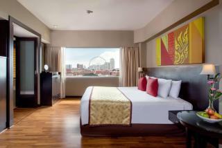 Ramada Plaza by Wyndham Bangkok Menam Riverside - 2