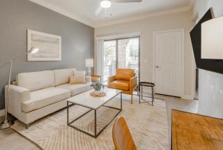 Landing Modern Apartment with Amazing Amenities (ID1620X74) - 0