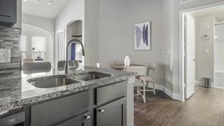Landing Modern Apartment with Amazing Amenities (ID1283X447) - 5