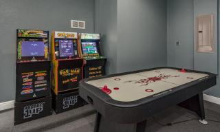 Bright 5 Bdrm Home with Game Room Theater at Reunion - Kissimmee - 8
