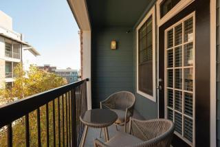 Landing Modern Apartment with Amazing Amenities (ID5843) - 2