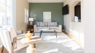 Landing Modern Apartment with Amazing Amenities (ID7560X57) - 0