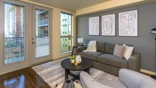 Landing Modern Apartment with Amazing Amenities (ID8426X91) - 0