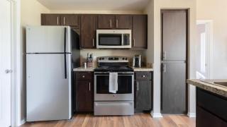 Landing Modern Apartment with Amazing Amenities (ID8157X96) - 6